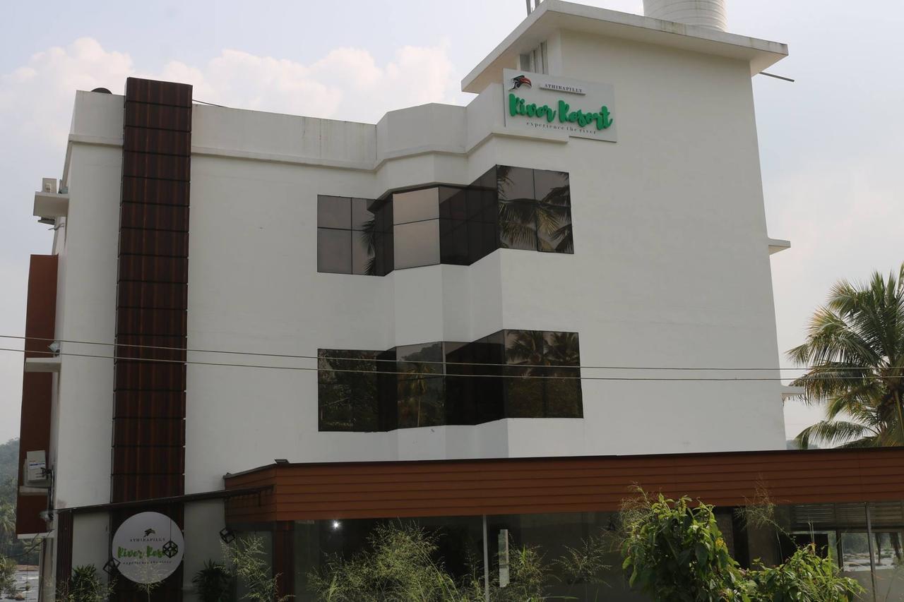 Athirappilly Athirapilly River Resort المظهر الخارجي الصورة